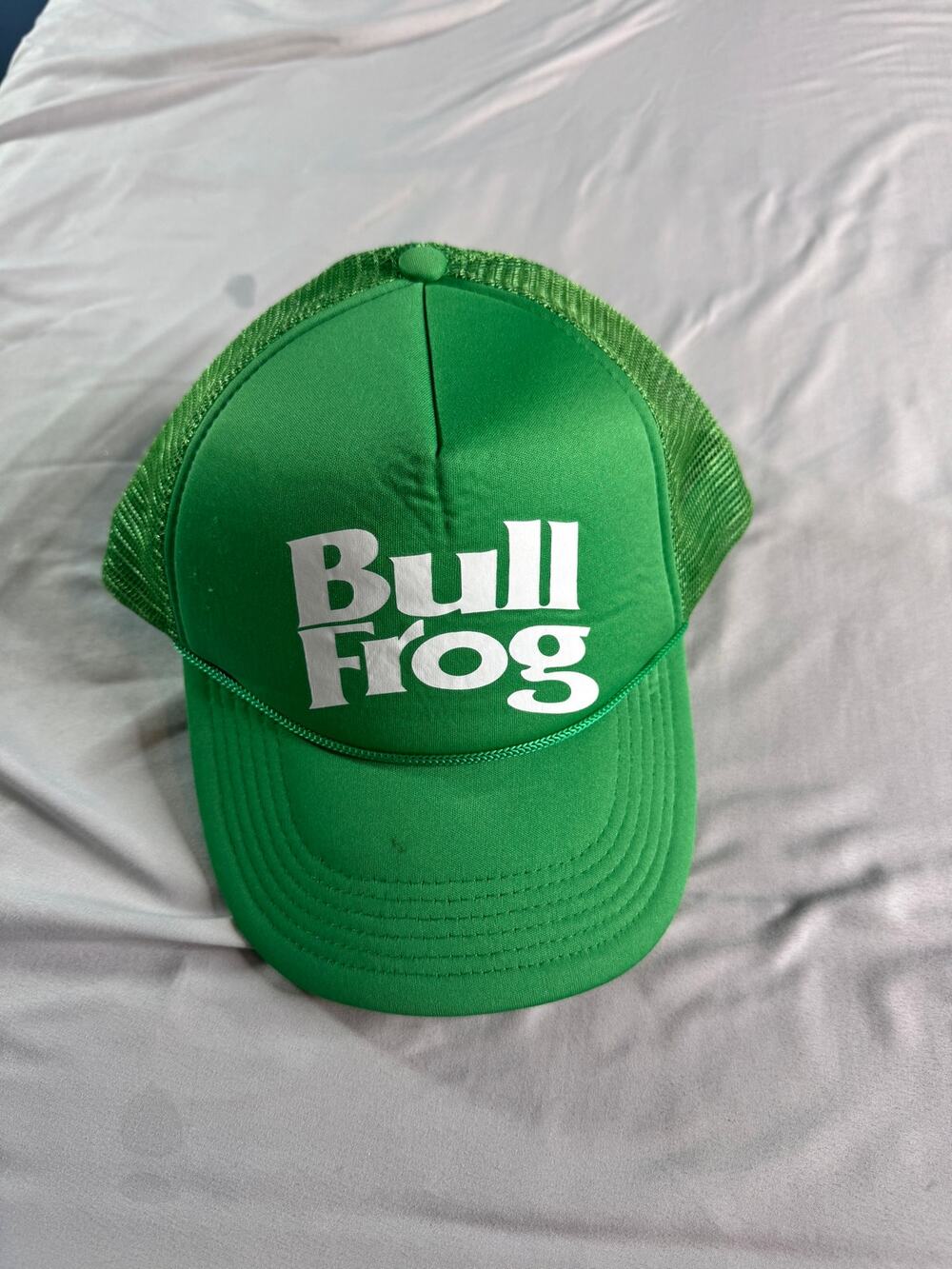 Bull Frog Green Trucker Hat Mesh Snapback Logo Graphic Y2K Style One Size